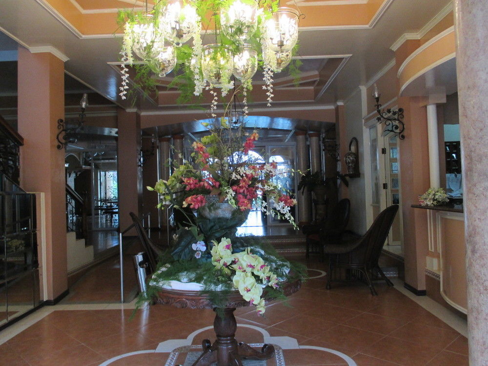 Chateau Del Mar Davao Luaran gambar